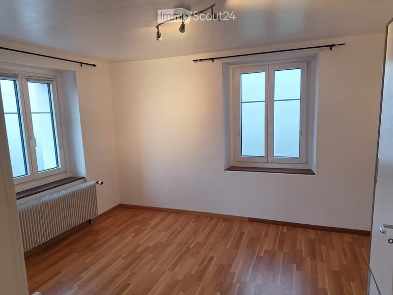 Two-room apartment bright, quiet with parking space (2)
