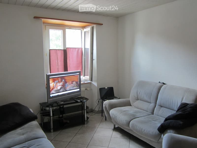Wohnung 2,5 zur Miete in Rebeuvelier (2)