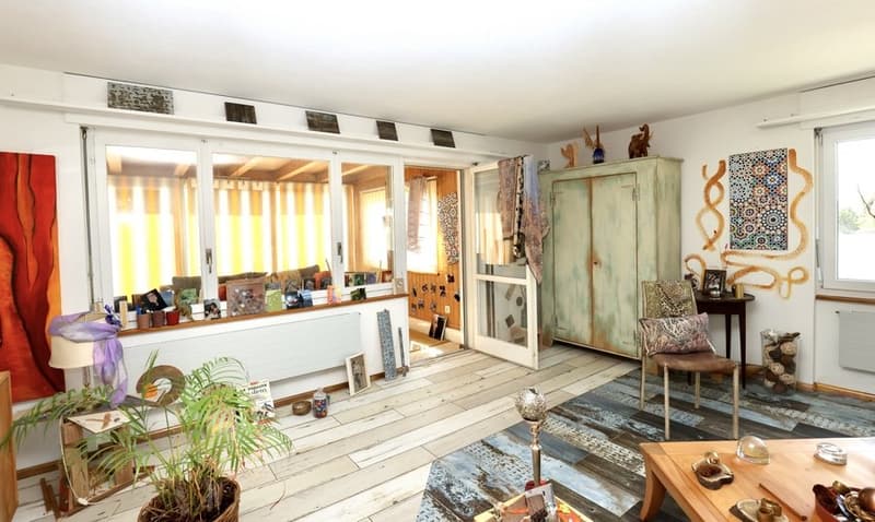 Familienvilla in ruhiger Lage mit Platz und Potenzial in Ajoie (4)