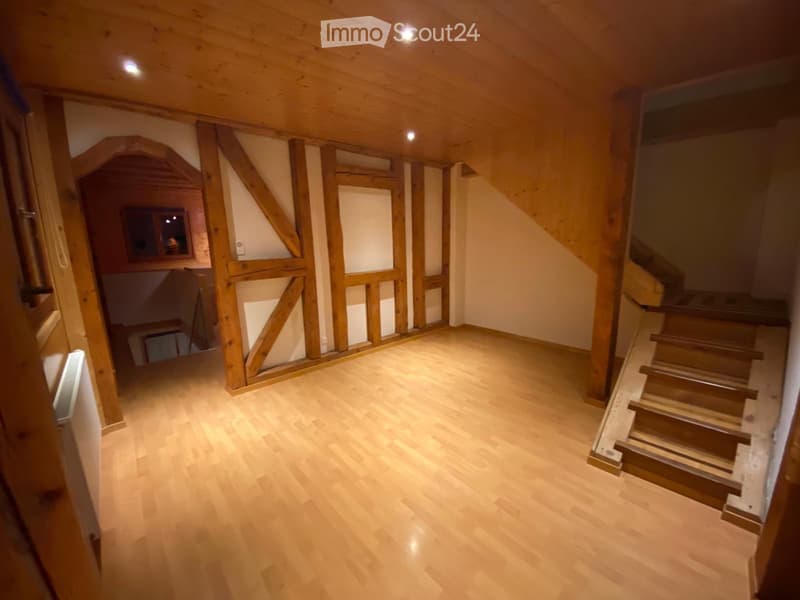 For rent 5-room triplex apartment in Illarsaz (2)
