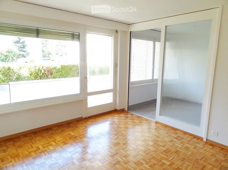 Prangins (Nyon) 3.5 rooms with small garden (3)