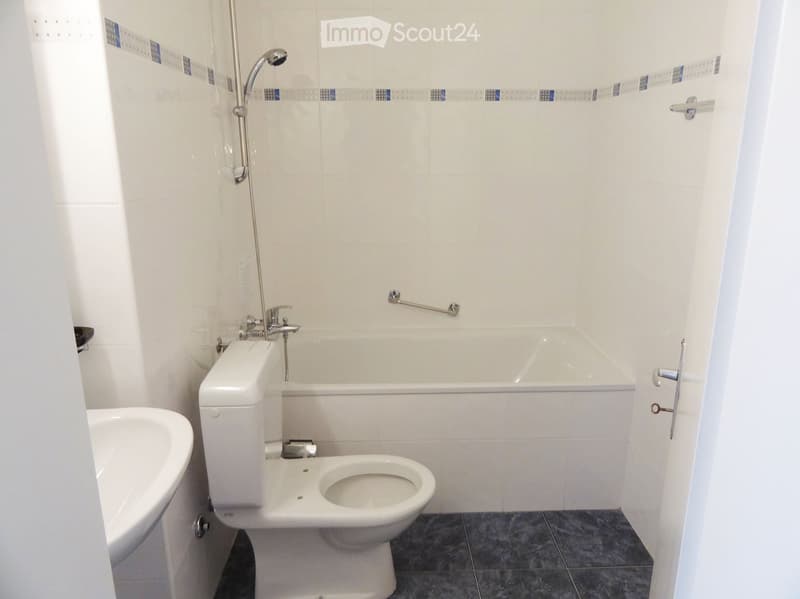 Prangins (Nyon) 3.5 rooms with small garden (4)