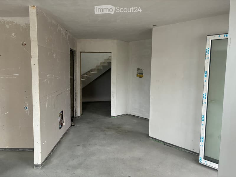 Neue 2.5-Zimmer-Wohnung in Massonnens (3)