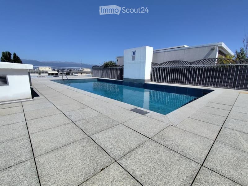 Studio avec piscine et terrasses (5)