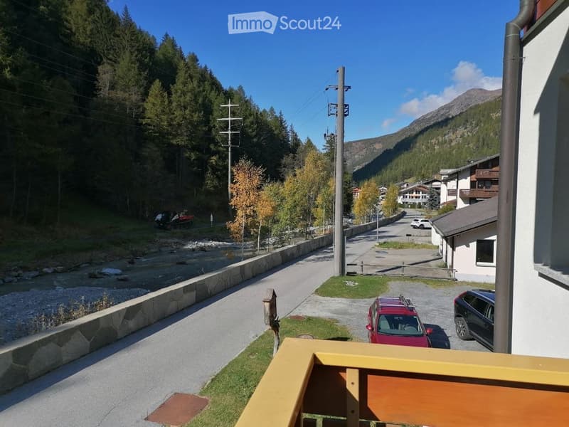 ab sofort, moderne 2.5 Zi. mit Balkon, Lift, PP, WiFi, möbl. (4)