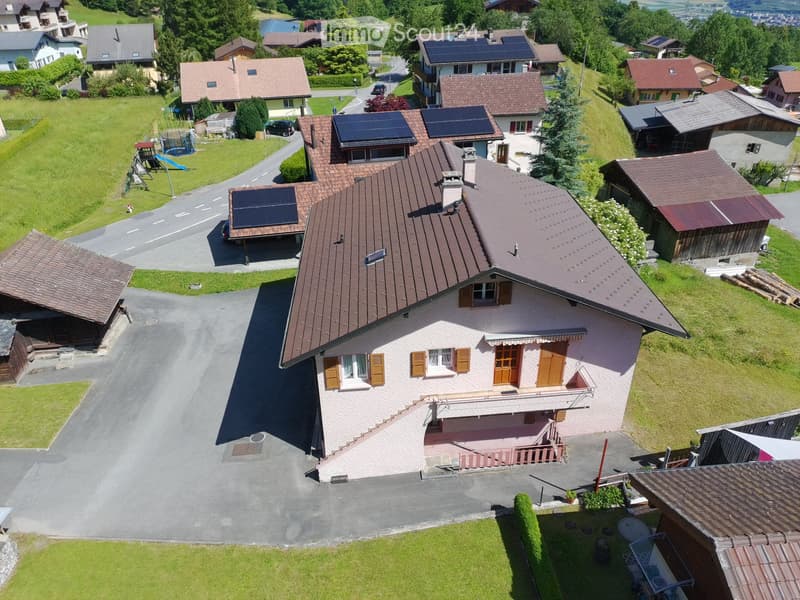 House on 3 levels with 2 apartments + cellar and garage (5)