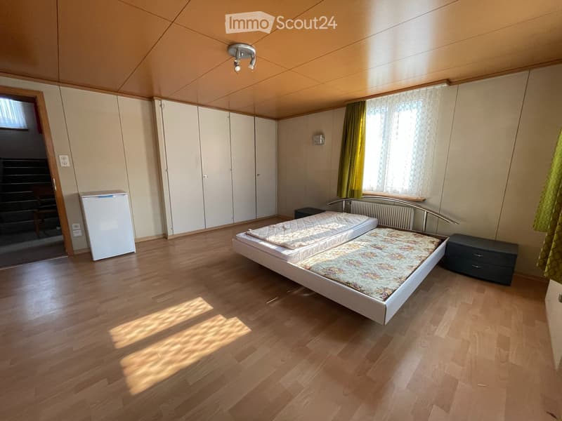 verschiedene möblierte Zimmer in Niederuzwil (3)