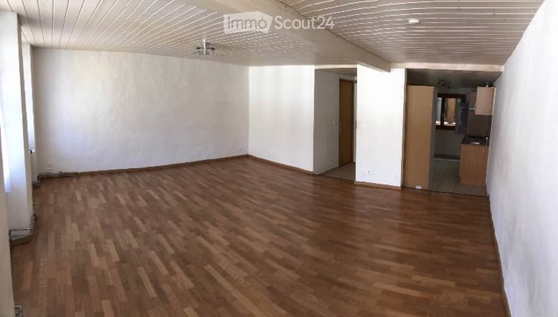 Dal 1.08.2026, monolocale in affitto a Murten (4)