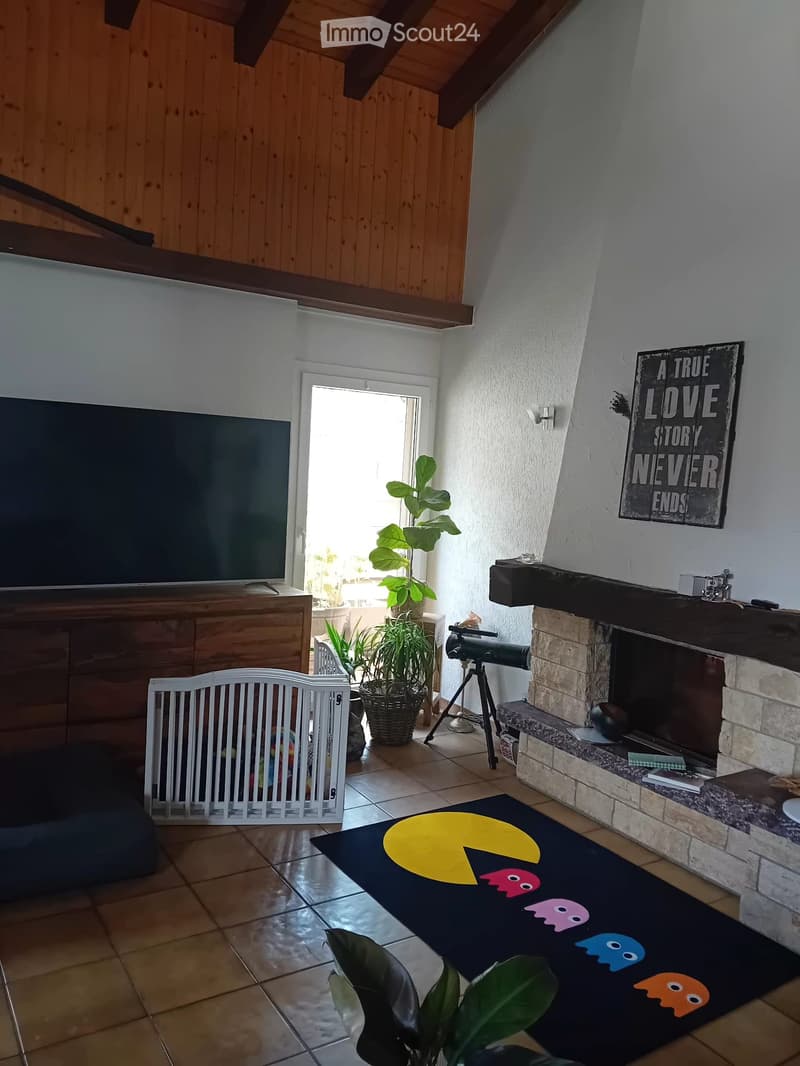 Appartement Duplex 5.5 Pièces à Susten à Louer (1)