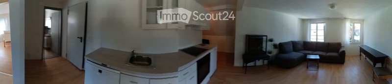 Schöne Dachwohnung zu vermieten (1)