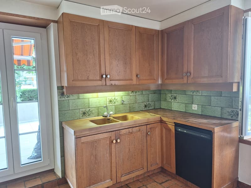 Apartment with lease takeover (2)