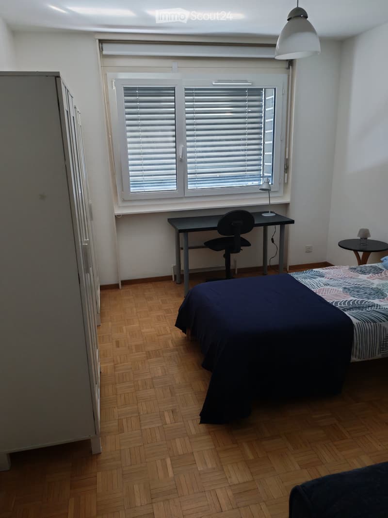 Schönes Zimmer zur Miete (2)