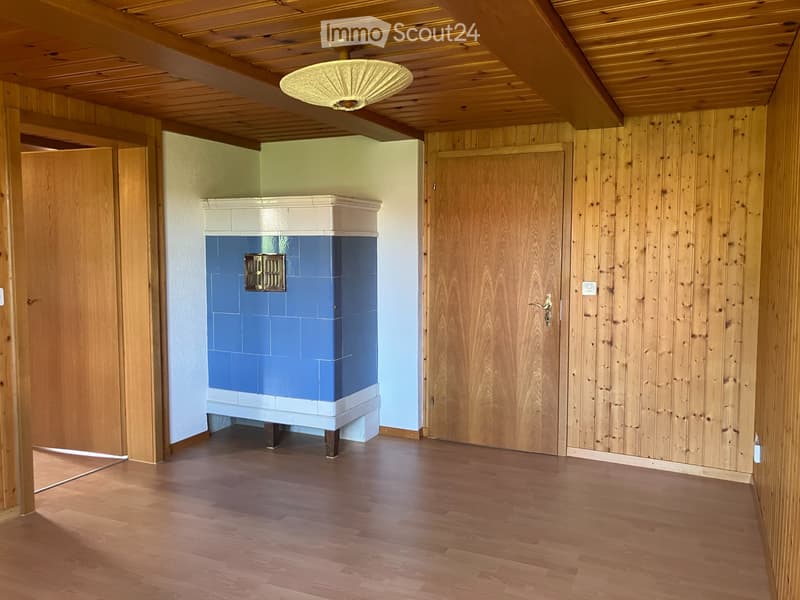 Teilrenovierte 3-Zimmer-Wohnung im Stöckli (4)