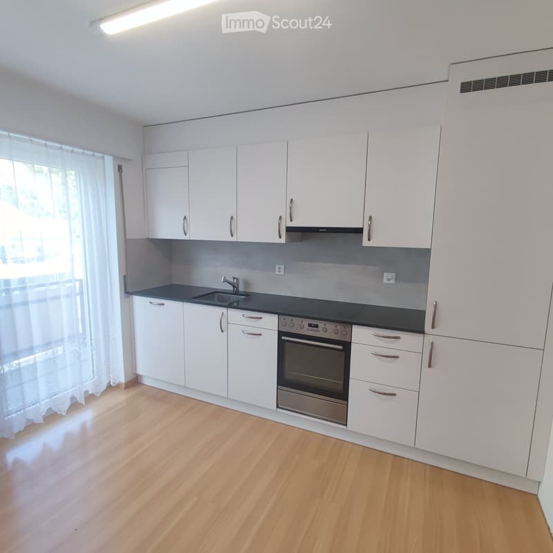 Attractive 4.5-room apartment with mountain panorama in Susten (1)