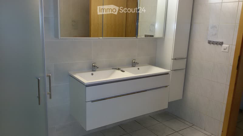 Les Verrières - Ground floor apartment with 5.5 rooms (11)