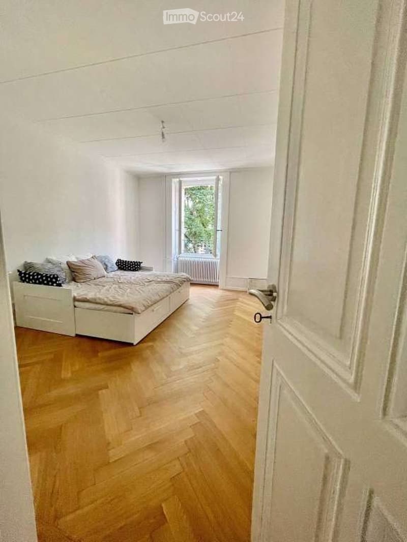 For sale: Well-maintained building - Genève Cité (4)