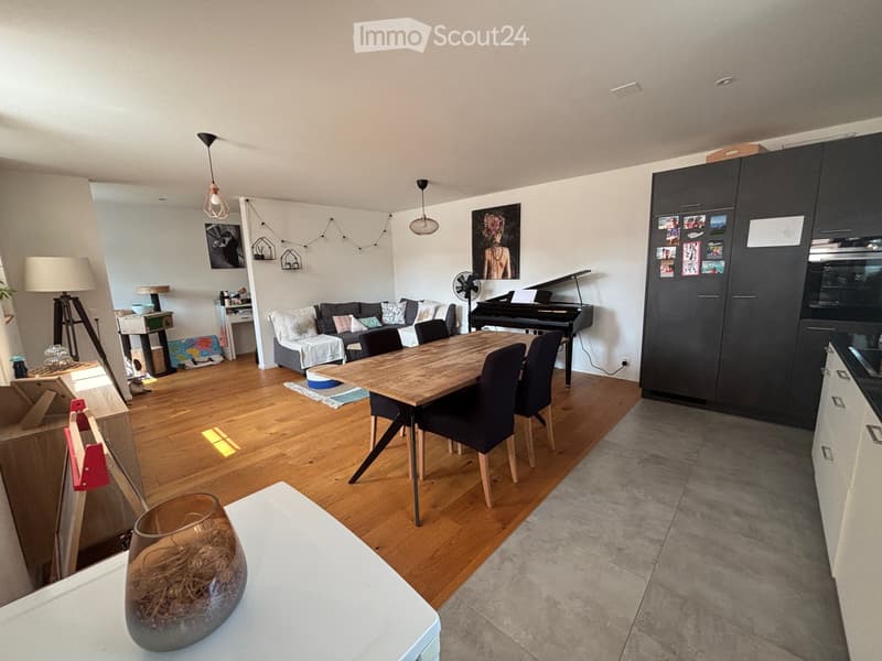 Überaus schönes Appartement in Formangueires (FR) (2)