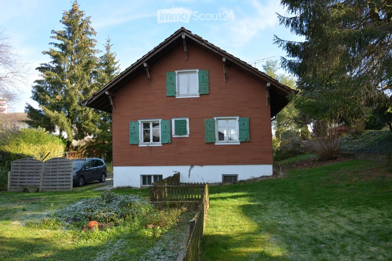 Detached house with garden for rent (1)