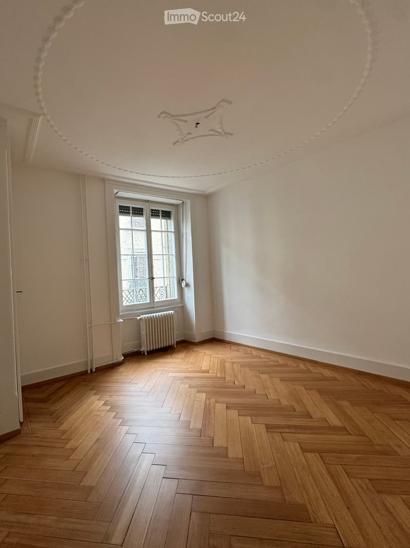 Appartement lumineux de 3,5 pièces au 3ème ét, centre ville. (4)