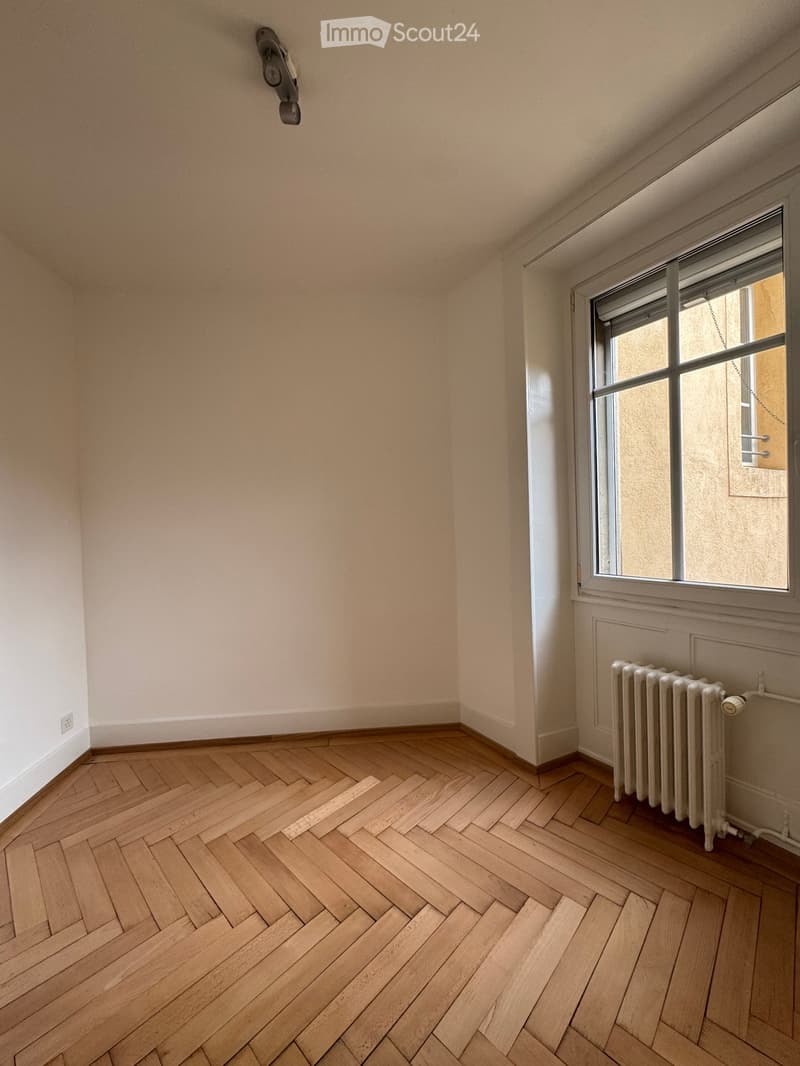 Appartement lumineux de 3,5 pièces au 3ème ét, centre ville. (3)