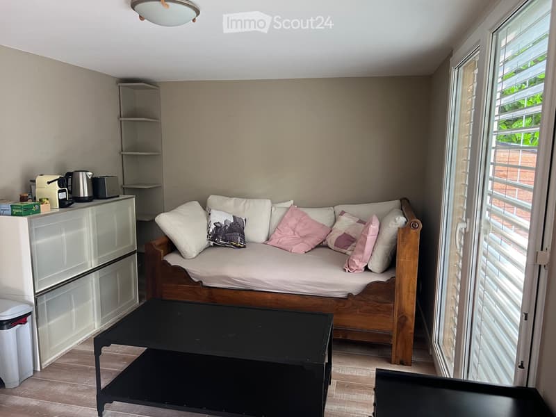 Zimmer mit separatem Eingang in Trélex (4)