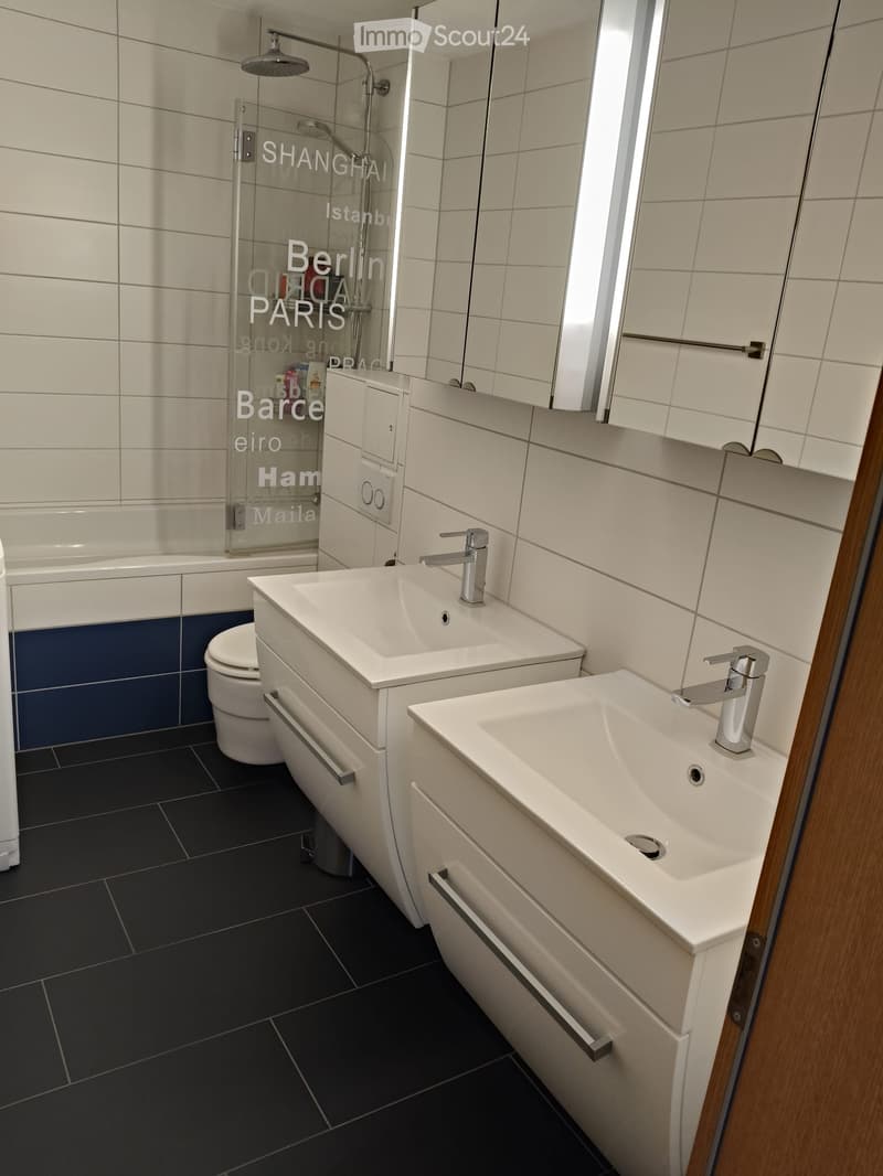 Moderne 4.5 Zimmer Wohnung an top Lage (3)