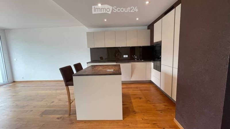 Moderne 3.5-Zimmer-Wohnung in Martigny (2)