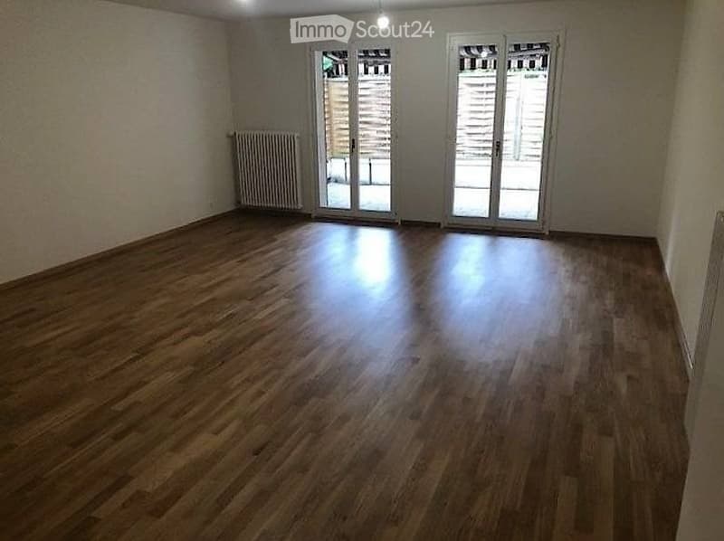 Bella casa a schiera in un quartiere tranquillo (3)