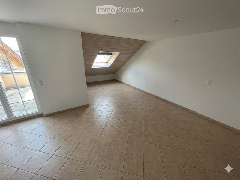 Duplex, Vuarrens, 5.5p. , terrasses, parking, 2600 cc (3)