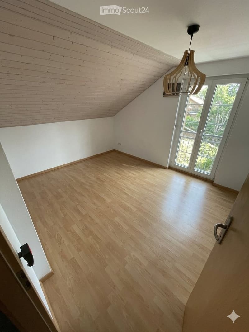 Duplex, Vuarrens, 5.5p. , terrasses, parking, 2600 cc (5)