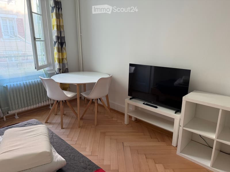 Loue chambre dans appartement - disponible au 01.11.2026 (1)