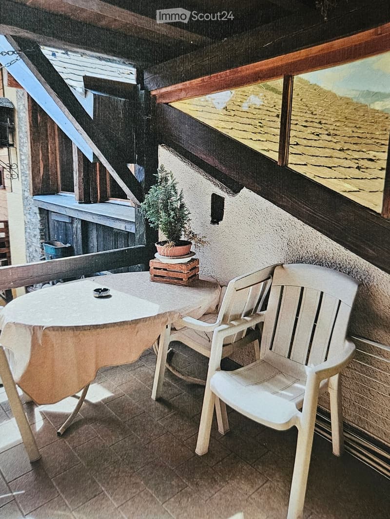 For rent 1 room apartment 1/2 in Sierre (3)
