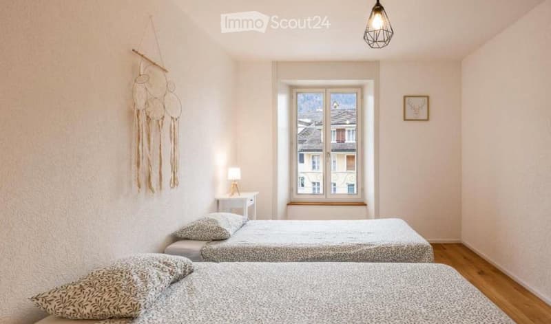2½ Zimmer renoviert mit Garage im Zentrum von Charmey (4)
