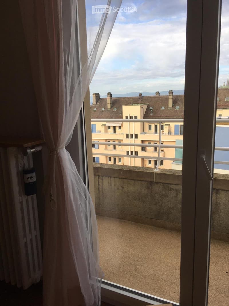 Chambre à sous louer ( fiile uniquement) (1)