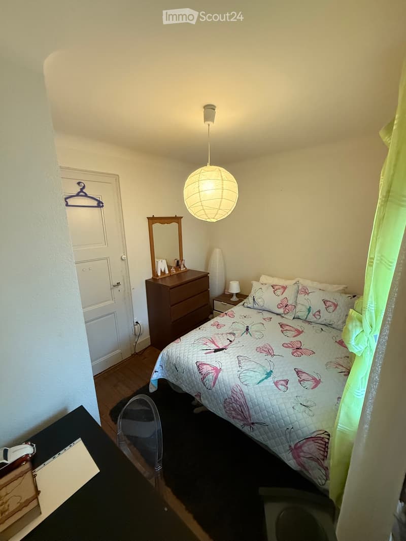 Chambre à louer en maison (1)