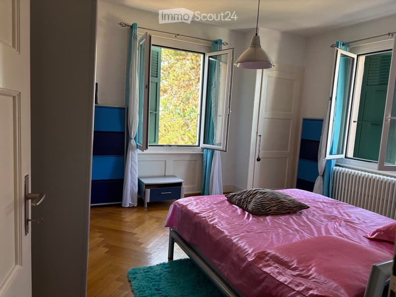 Chambre meublée à louer, proche de la garde de Renens (2)