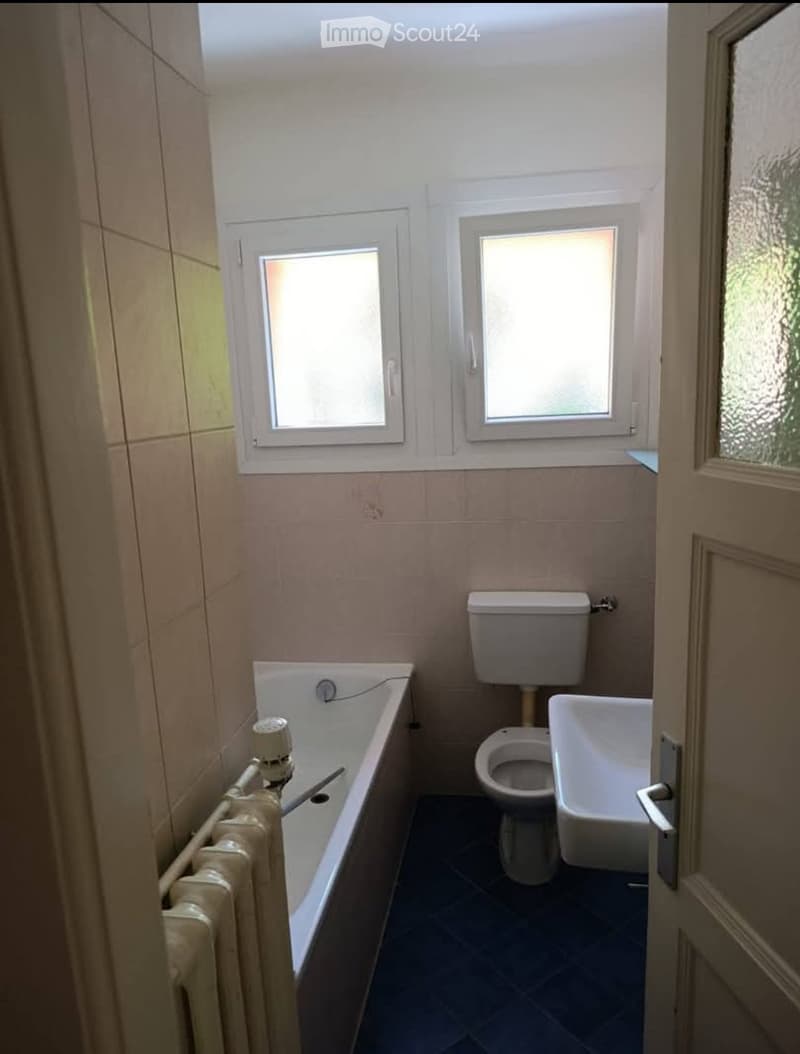 Appartement a louer 3,5 quartier de la pontaise. (3)
