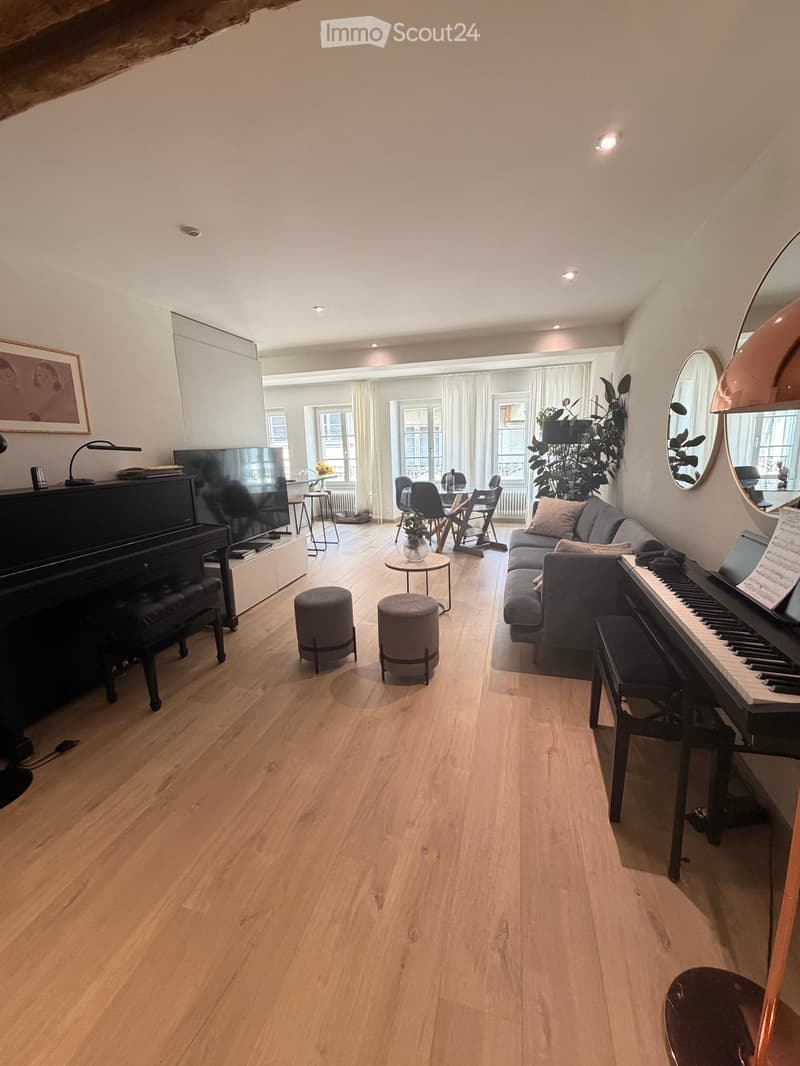 4,5 Zimmer zu übernehmen Quartier du Bourg, Freiburg (2)