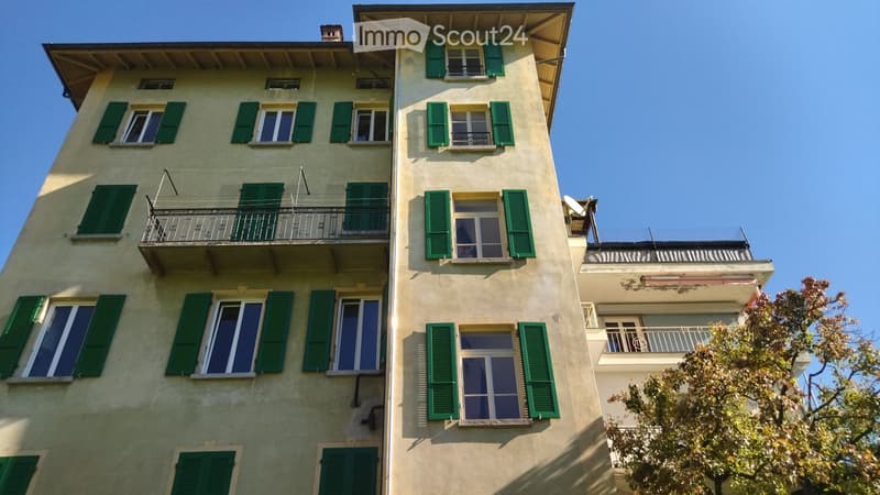 Grande appartamento con vista (1)