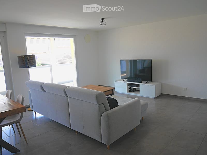 Wohnung 4.5 Zimmer mit Terrasse in Saint-Aubin Fribourg (2)