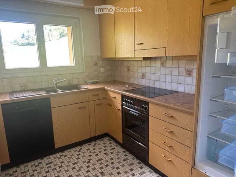 4-Zimmer Wohnung mit Balkon (2)