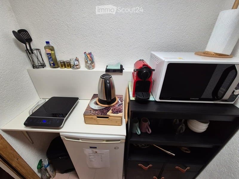 Chambre meublé avec douche, wc et kitchenette (2)