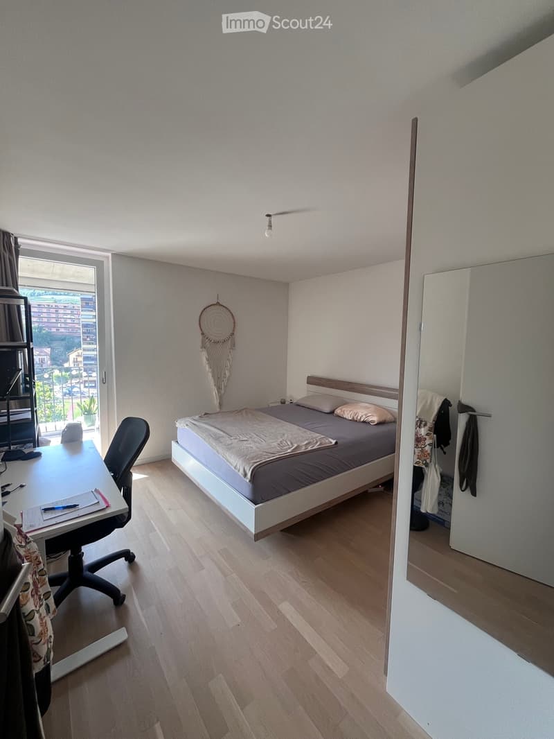 Modern 2.5-room apartment with balcony (4)