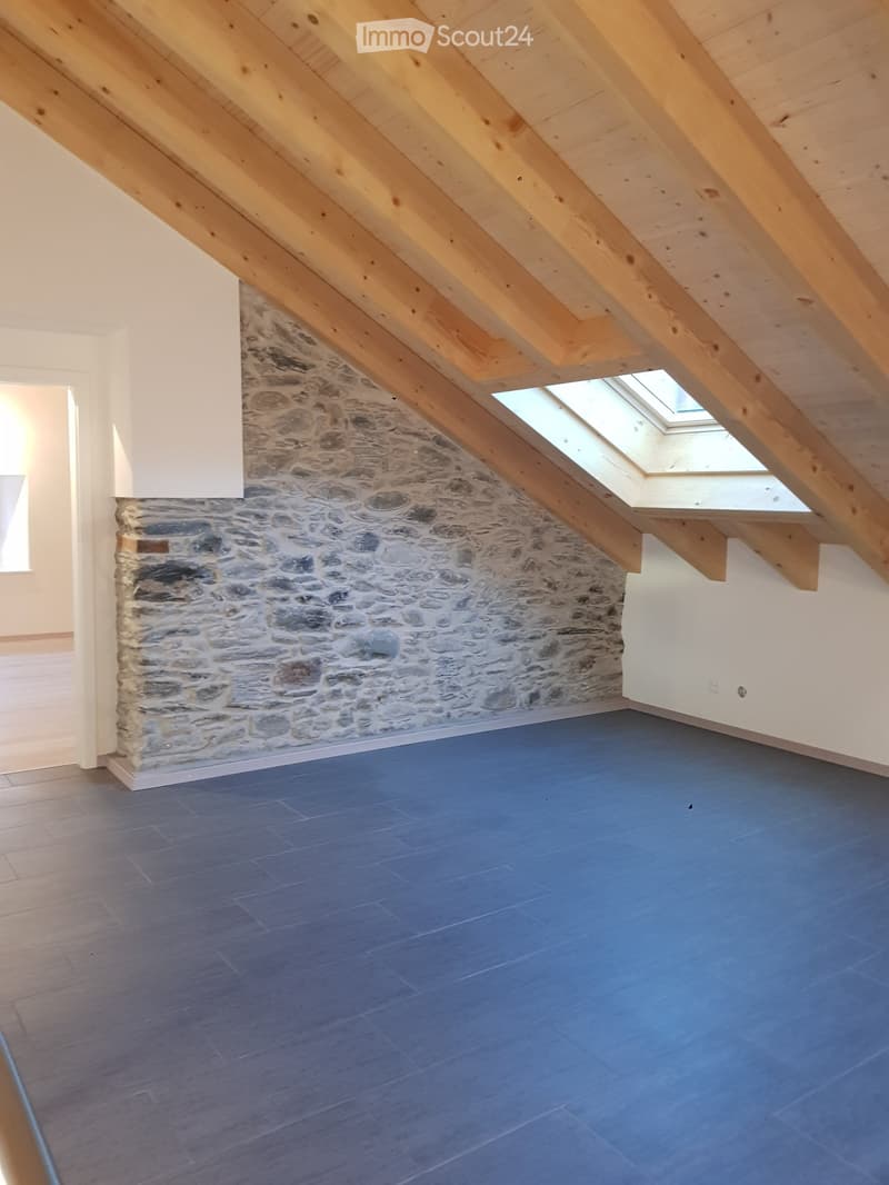 Zu vermieten 3,5-Zimmer-Wohnung renoviert in Aproz (1)