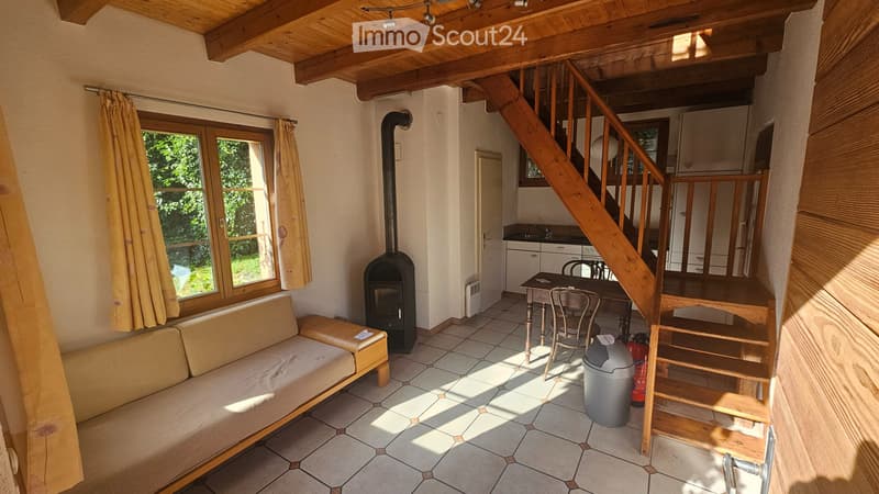 Petite maison indépendante 2 pièces duplex, jardin, à Vex (2)