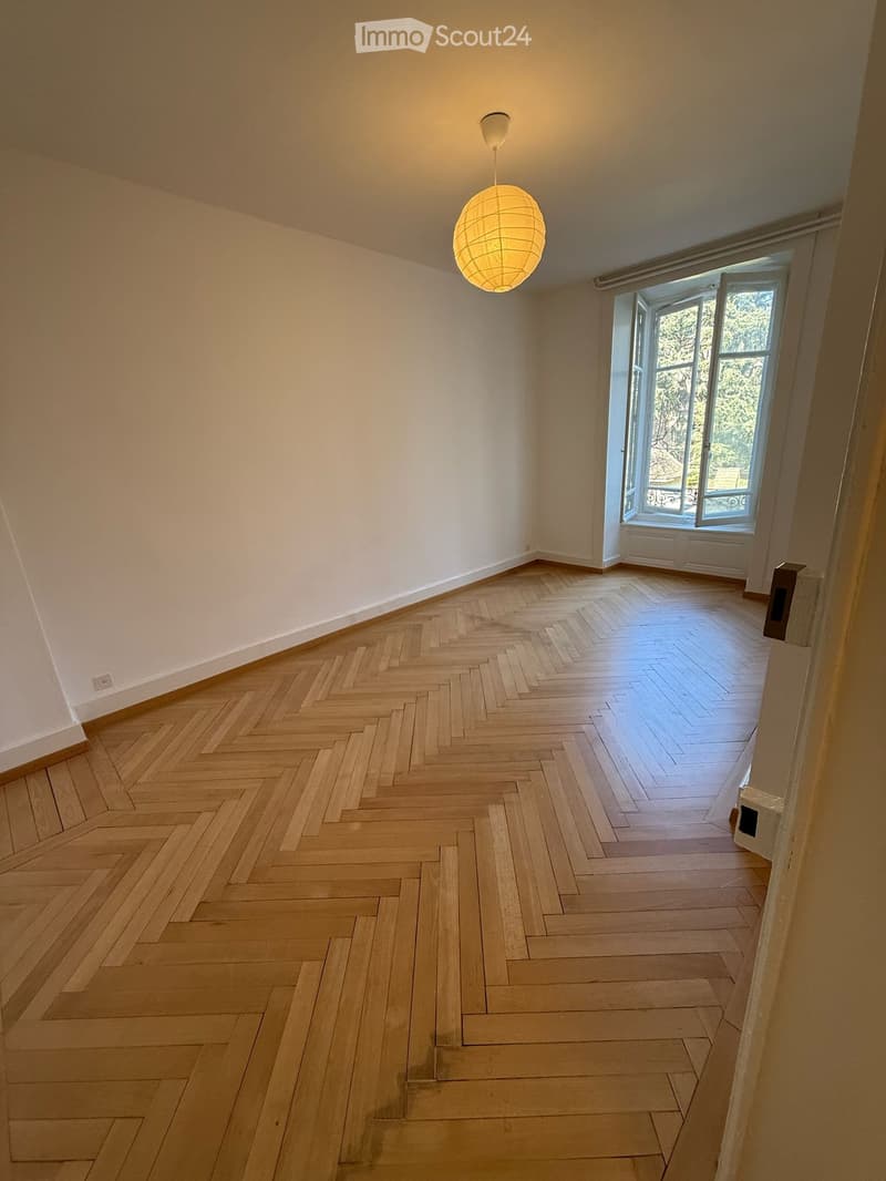 Chambre à louer près du port de Neuchâtel (3)