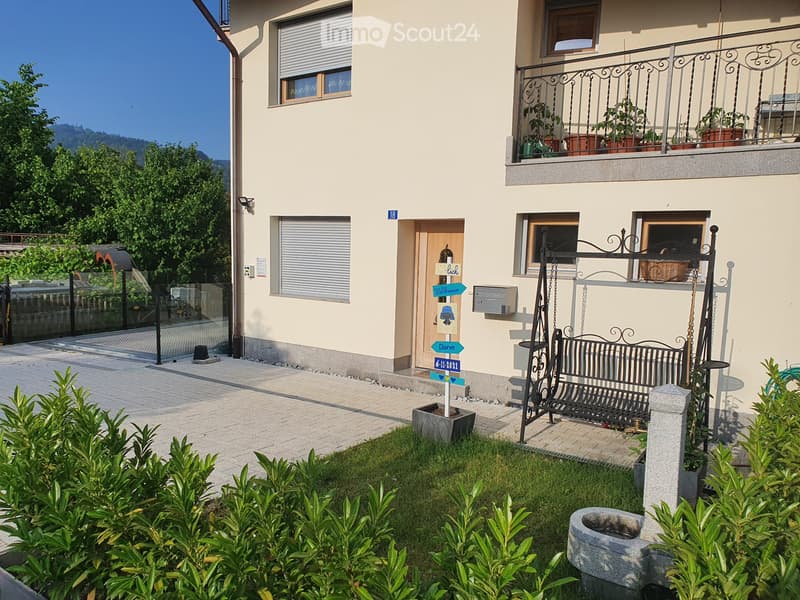Nouvelle partie de maison meublée dans un bâtiment écologique neuf à louer (1)