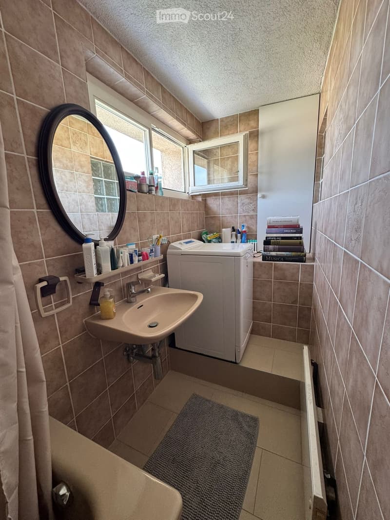 Bel appartement lumineux 2.5 pièces à Givisiez (4)