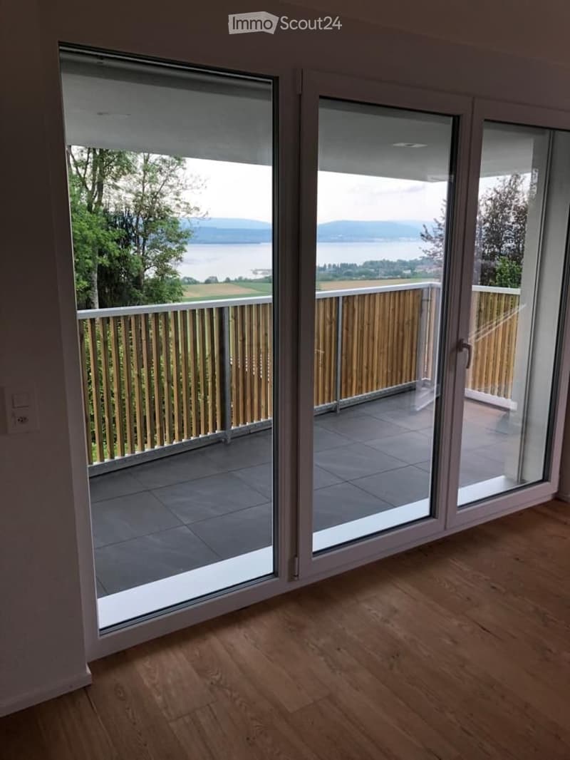 Splendide appartement 2.5 pièces avec vue lac (2)