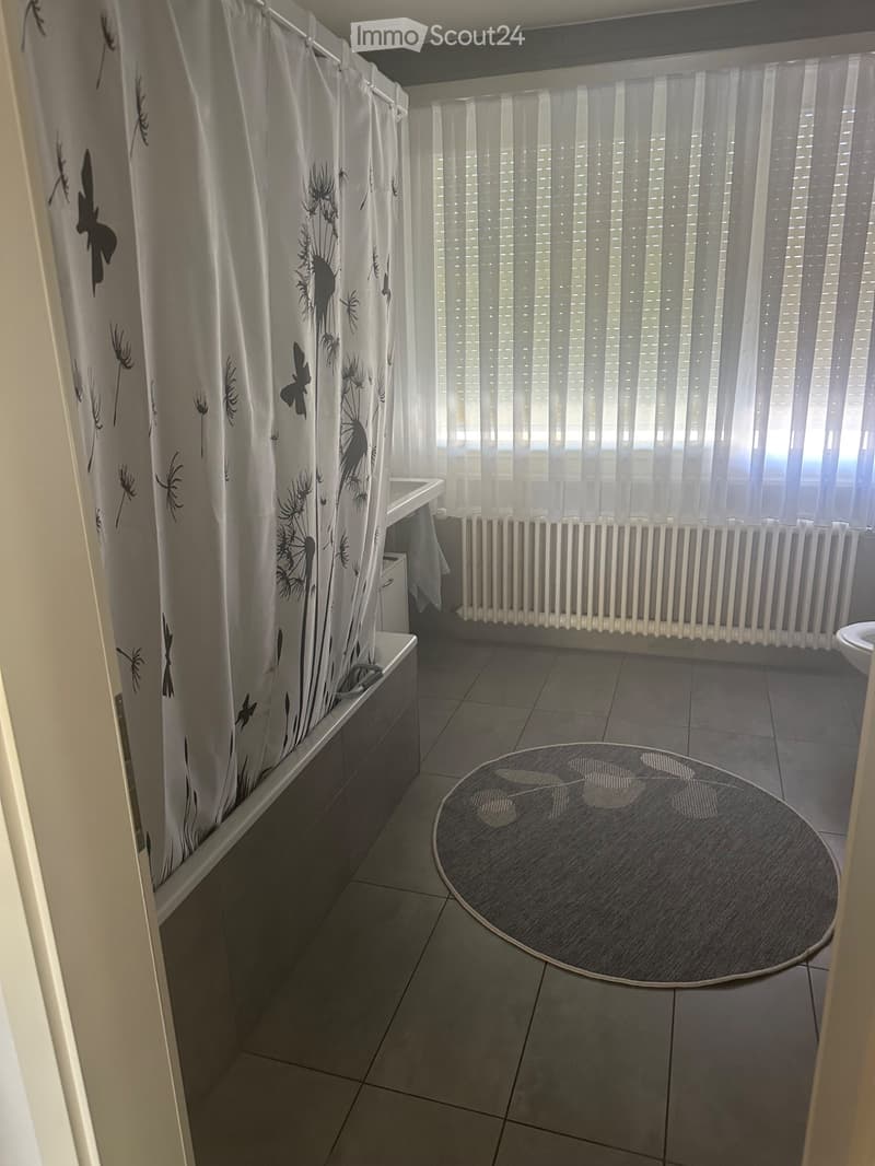 Bel appartement spacieux 1020 Renens Suisse (3)